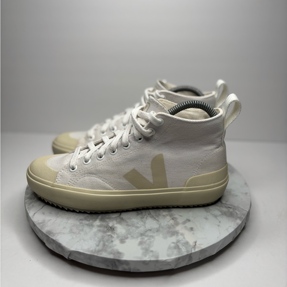 Size 6- Veja NOVA High Top CANVAS WHITE BUTTER SOLE 37 Eur